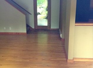 9031 Nisqually Way NE, Bainbridge Island, WA 98110