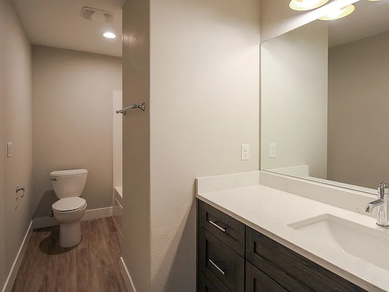 3221 & 3223 Pheasant Ave SE — Photo 27