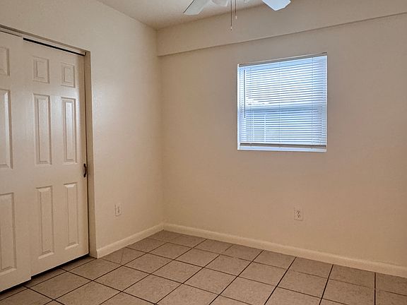 5th image of 215 Waverly Way #4
