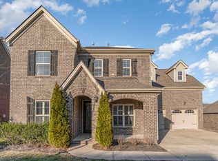 2324 Stockwood Trl, Thompsons Station, TN 37179