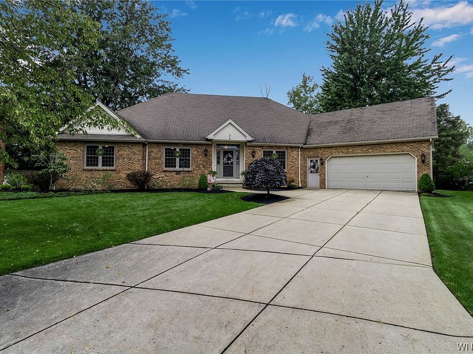 1st image of 74 Mount Holyoke Ct