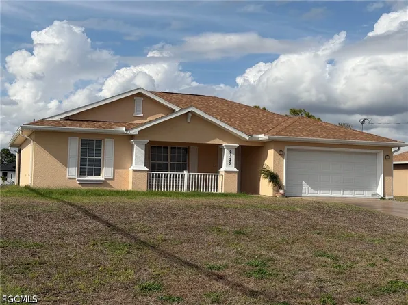 2325 NW 25th Ter, Cape Coral, FL 33993