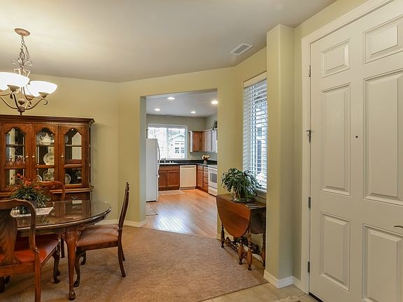 3rd image of 8250 Vashon Dr NE