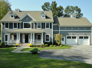 31 Old Katonah Dr, Katonah, NY 10536