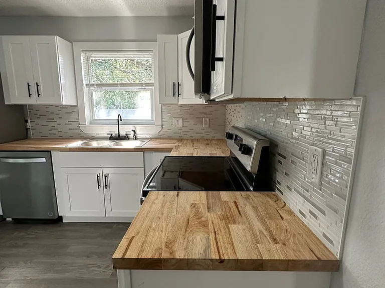4959 Tangerine Ave — Photo 11
