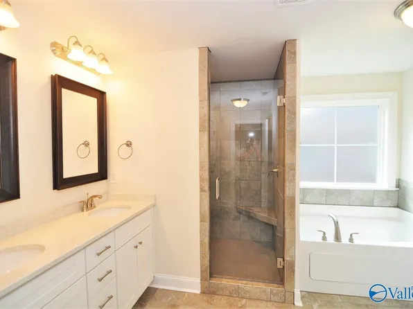 2509 Celia Ct SW, Huntsville, AL 35803