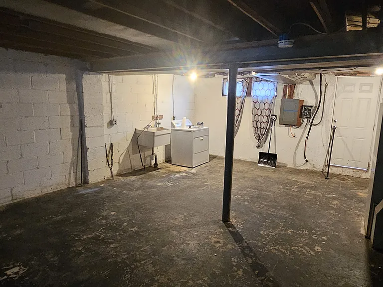 1405 Cedarcroft Rd — Photo 18
