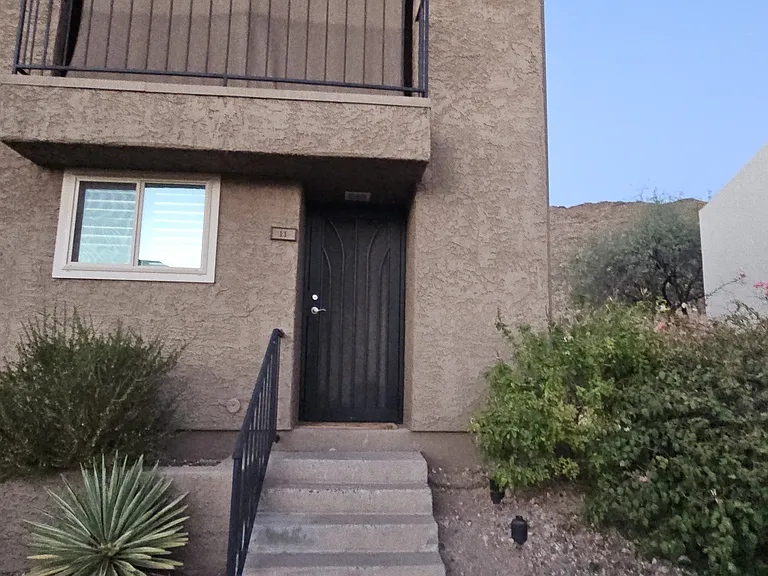 1545 E Sahuaro Dr #11 — Photo 1