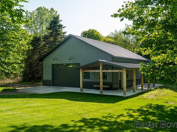 4th image of 7025 Barkley Creek Dr NE