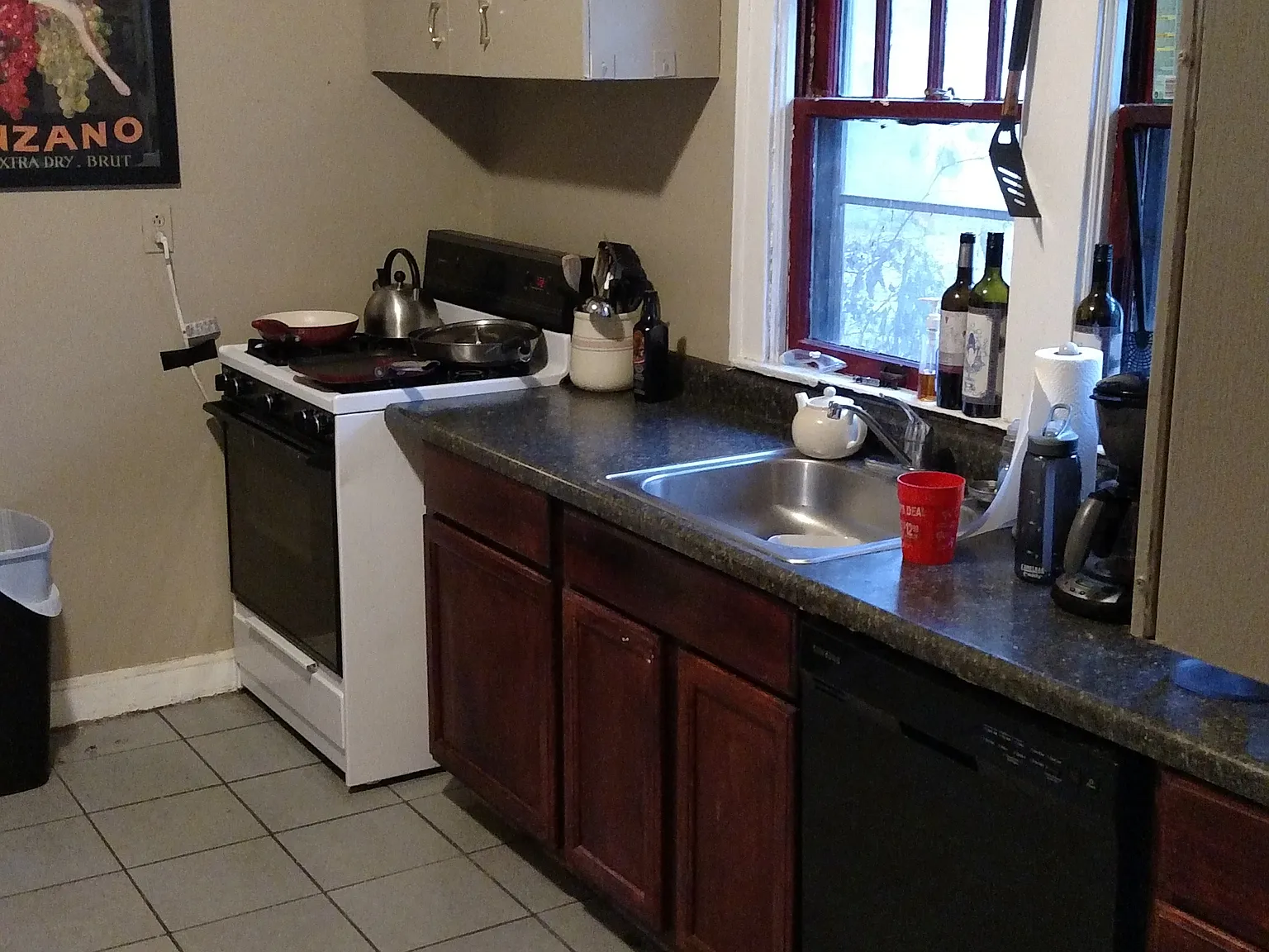 3 bed, 1713 sqft, $2,370 — Photo 4