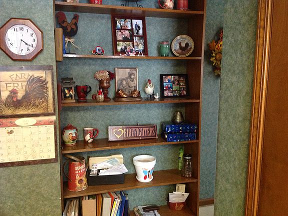 Decorative alcove