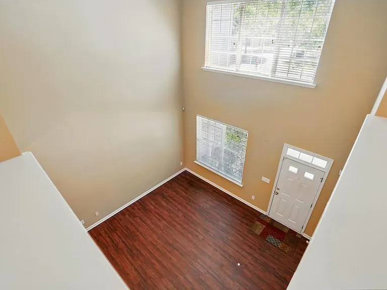 7420 Abigail Glen Dr — Photo 22