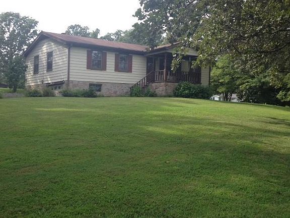 3rd image of 10015 Birchwood Pike