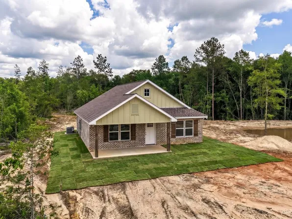 384 Monroe Breeland Rd, Poplarville, MS 39470