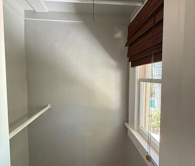 325 14th Ave NE — Photo 28