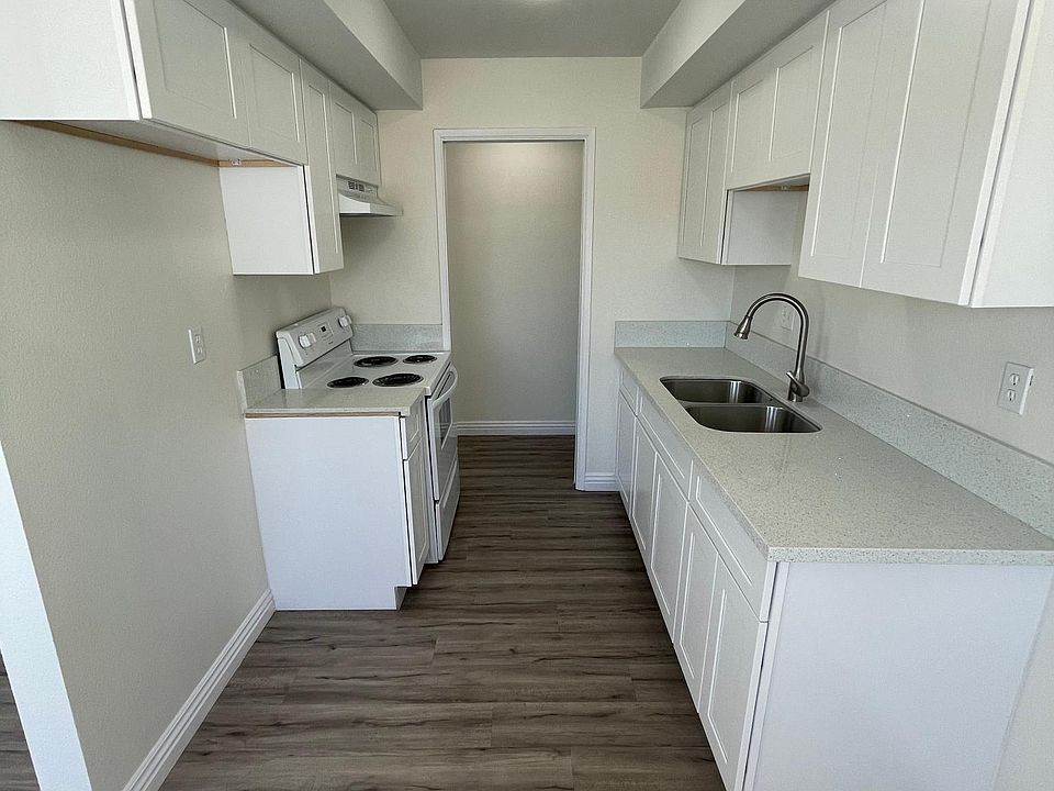 1st image of 00-634 Lime Ave #204