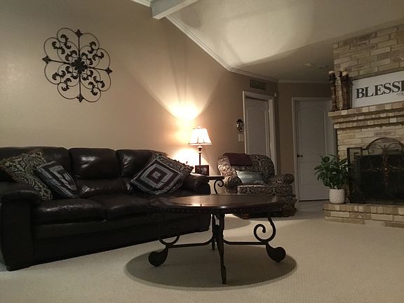 2nd image of 509 Camelot Dr