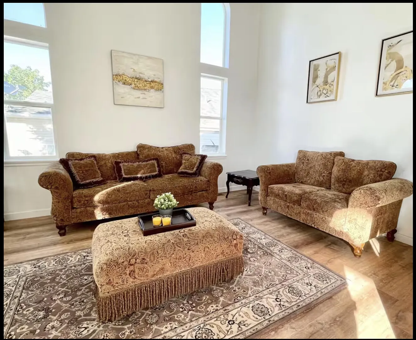 Stunning 5-Bedroom, 4-Bathroom Home for Rent in Herriman, UT — Photo 2