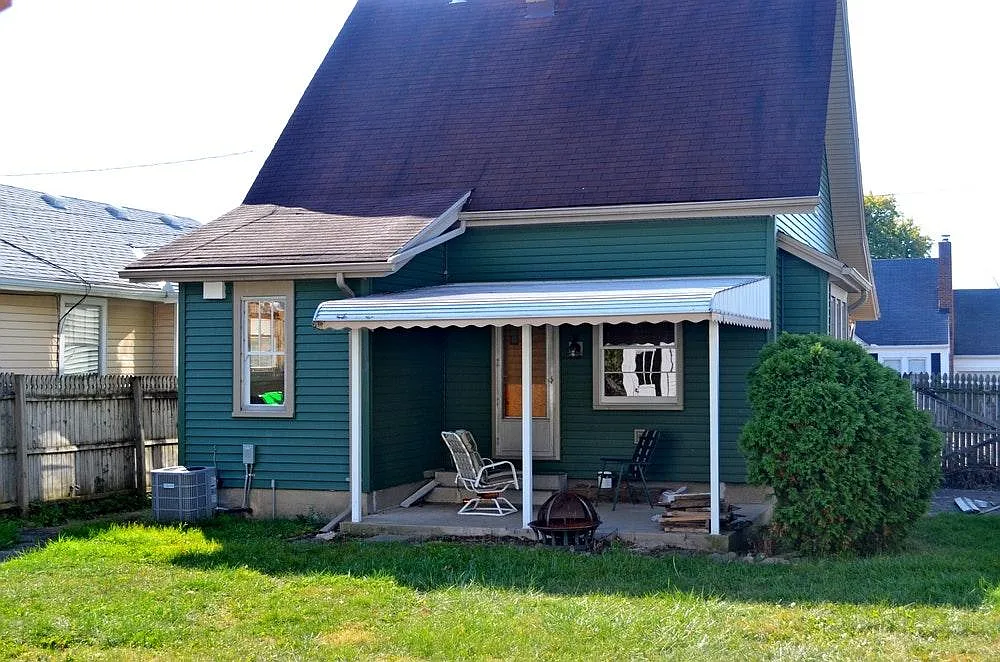 2 bed, 1117 sqft, $1,250 — Photo 2