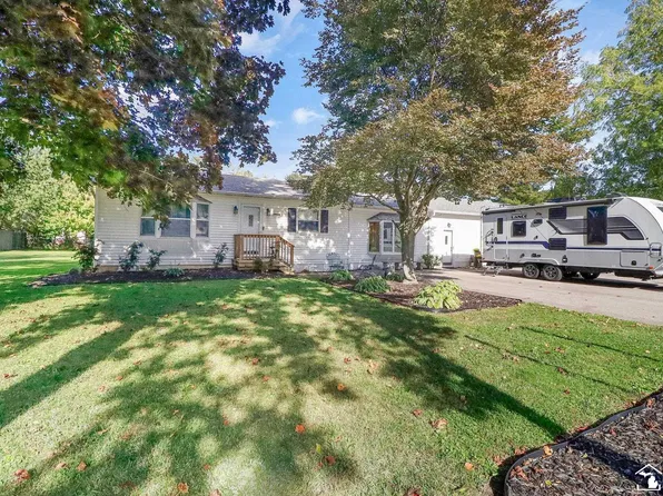 7860 Forrestway Dr, Monroe, MI 48161