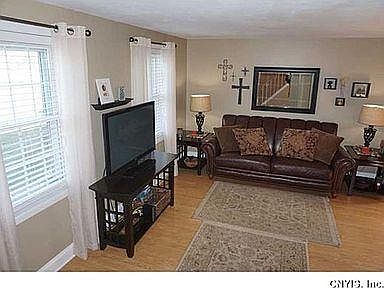 2nd image of 6898 Crystalwood Dr