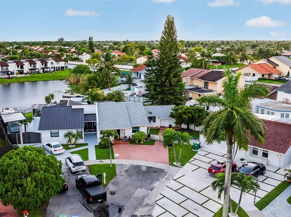 12386 SW 10th Ln, Miami, FL 33184