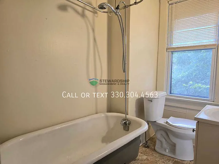 86 Hurlburt Ave #UPPER — Photo 11