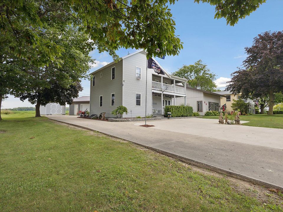 1st image of 1246 N Shore Dr