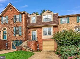 8267 Waterside Ct, Frederick, MD 21701
