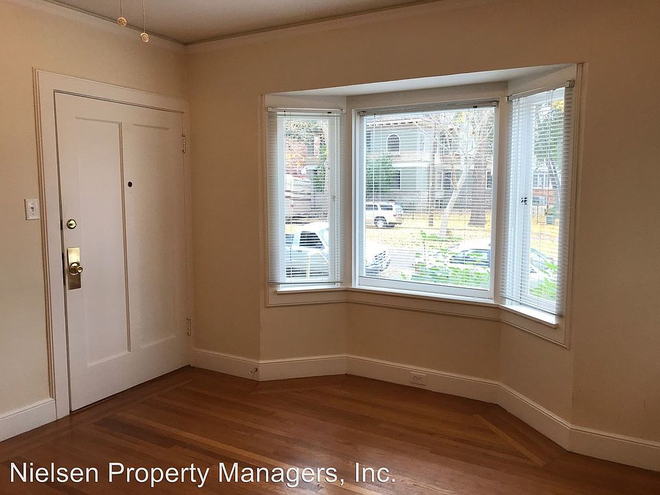 1st image of 721 22nd St APT 02
