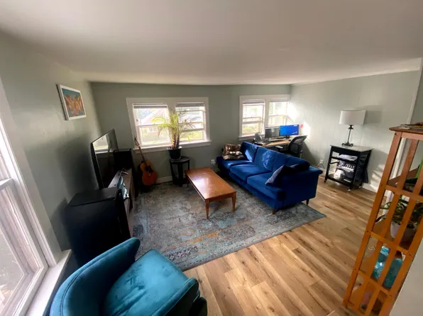 2111 E Dayton St APT 4, Madison, WI 53704