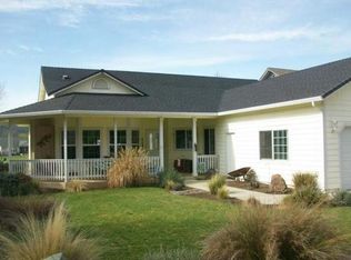 18195 Hidden Valley Rd, Hidden Valley Lake, CA 95467