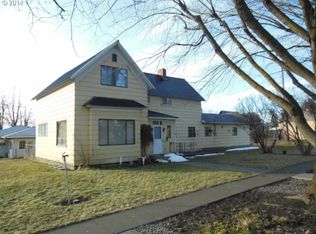 410 5th St, Athena, OR 97813