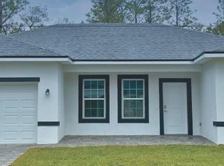 1603 W Gainsboro Ln, Citrus Springs, FL 34434