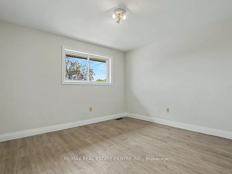 273 Elliott St — Photo 17