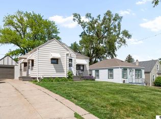 6468 Poppleton Ave, Omaha, NE 68106