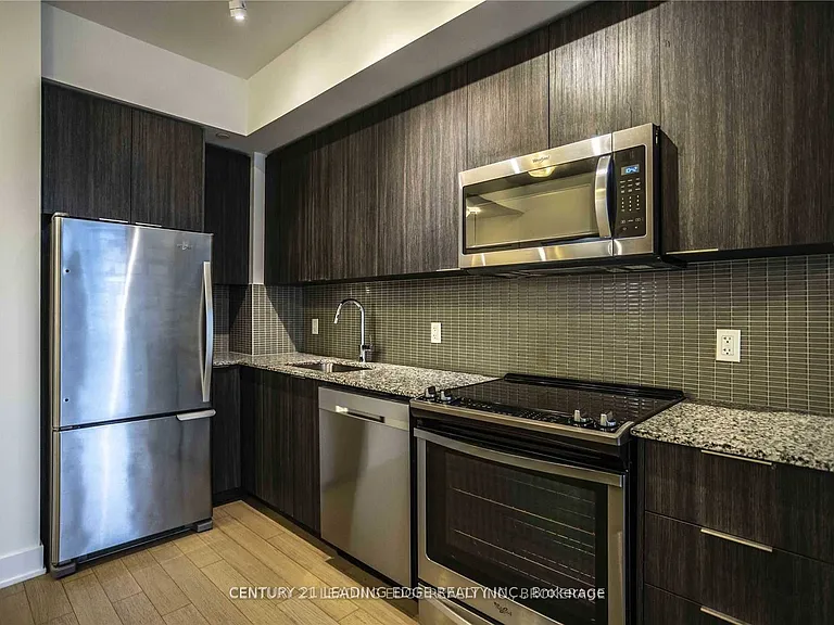 30 Shore Breeze Dr #2614 — Photo 5