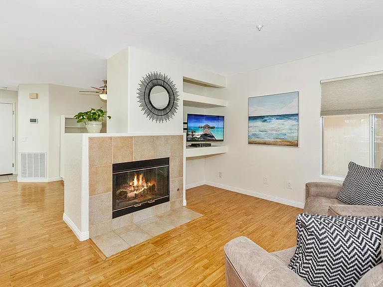 270 Brookview Ct — Photo 10