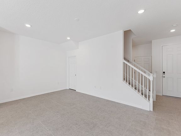 Washington 22 Living 2