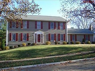 1st image of 420 Country Oak Dr