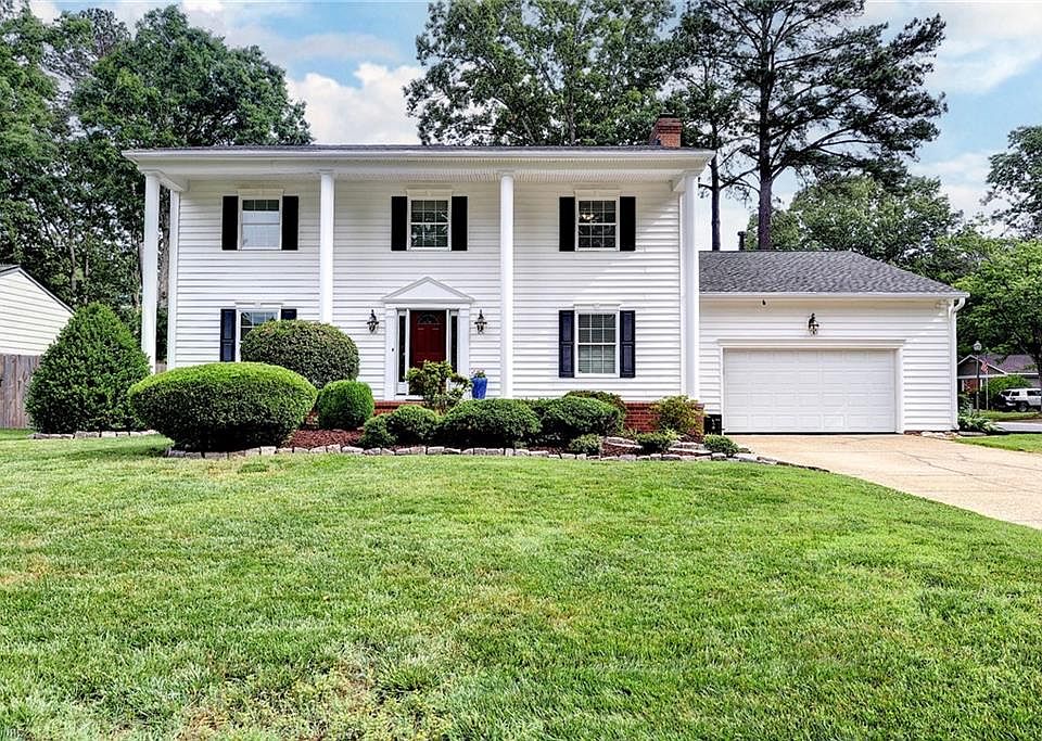1st image of 700 Prescott Cir