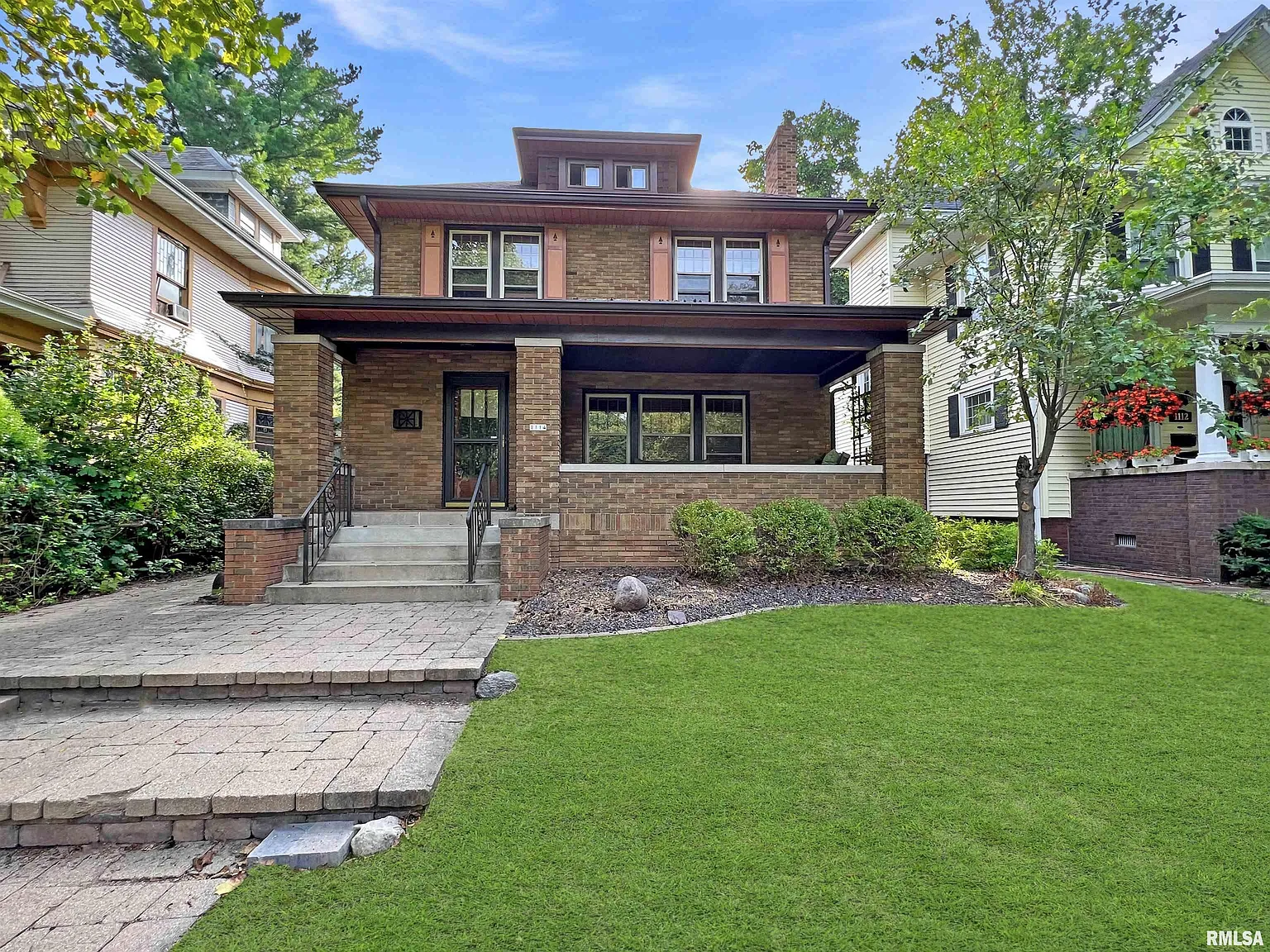 1114 N Parkside Dr photo 1
