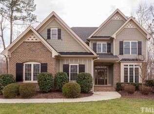 18 Watrus Dr, Clayton, NC 27527