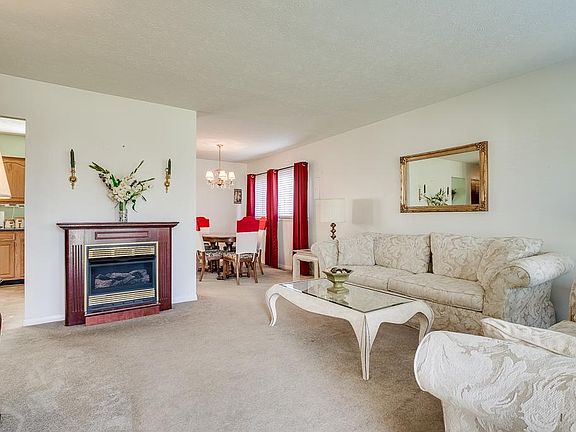 3rd image of 2132 Peabody Ln
