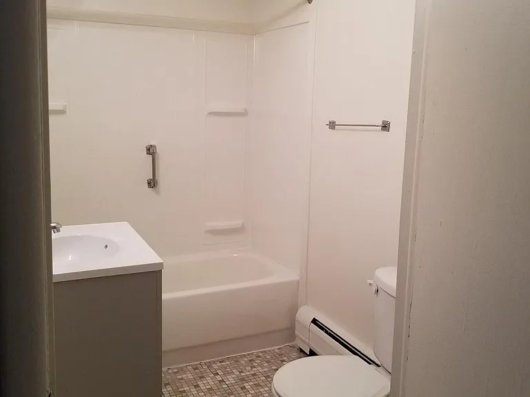830 Goddard Rd #2 — Photo 8