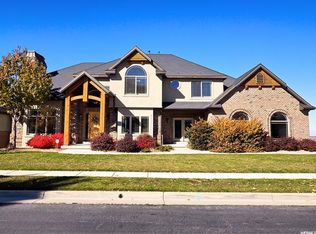 628 S Vista View Ln, North Salt Lake, UT 84054