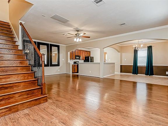 5th image of 12930 Iris Garden Ln