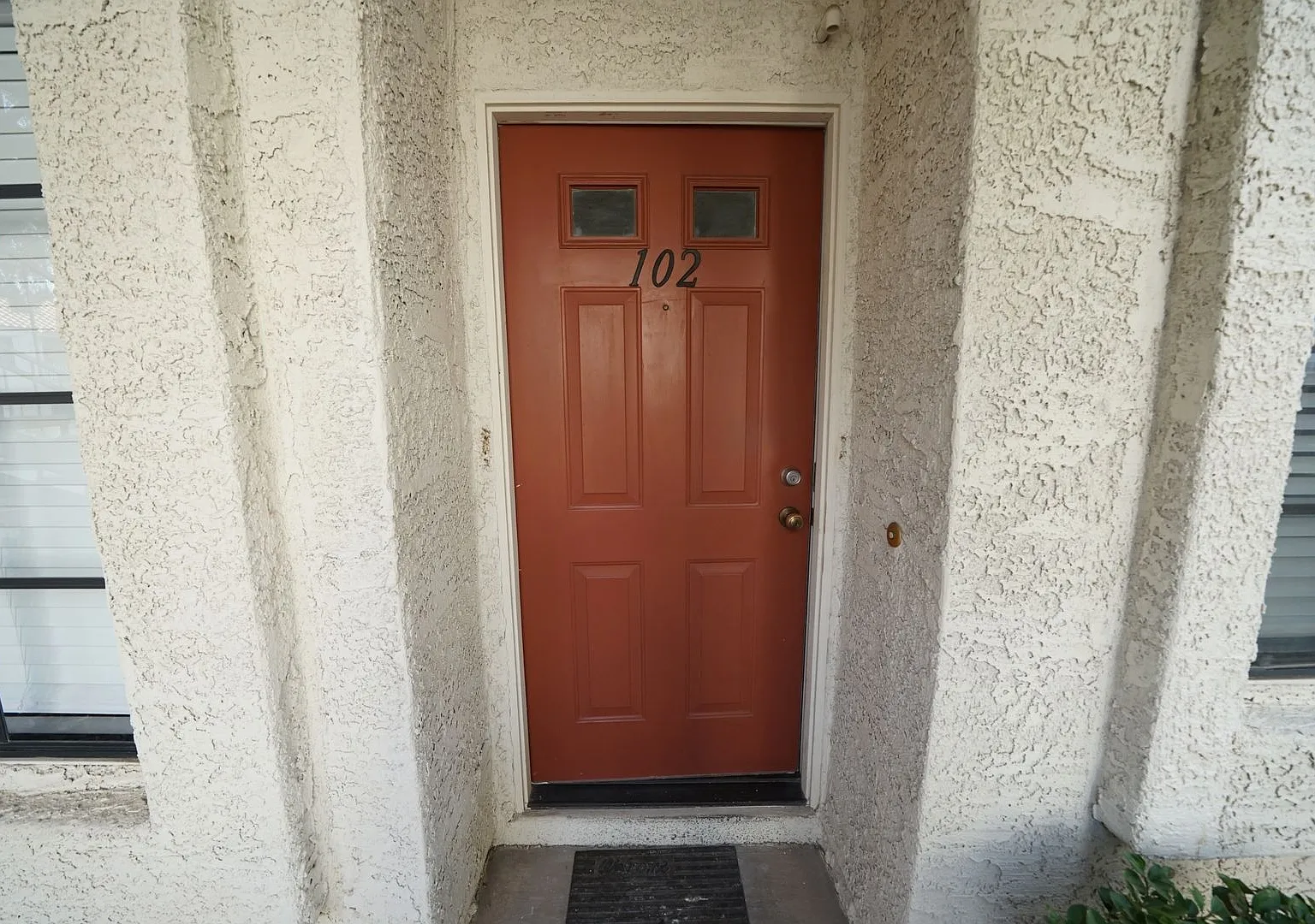 Showings Available Now — Photo 2
