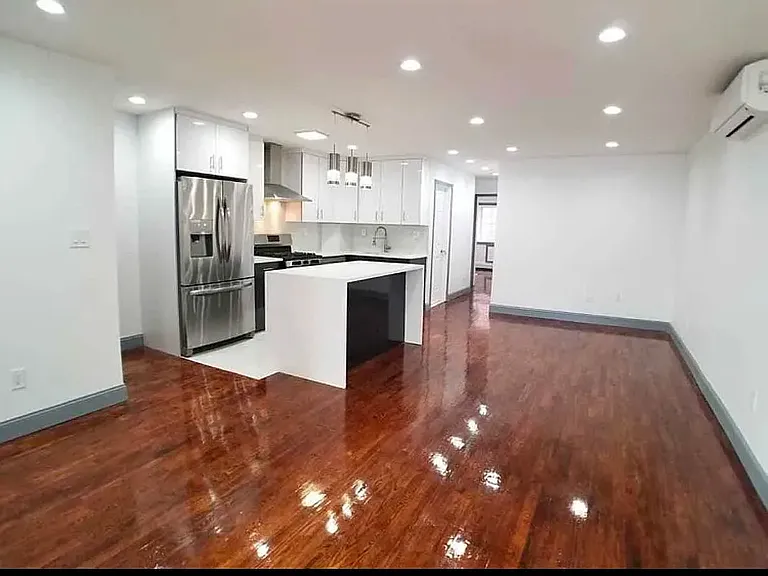 2918 Avenue I #2 — Photo 1