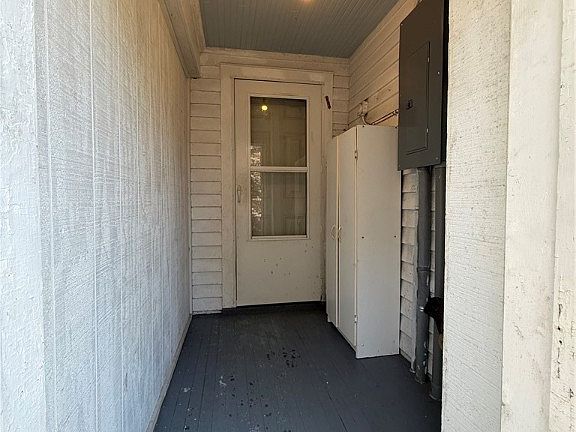 5th image of 1832 Varina Ave